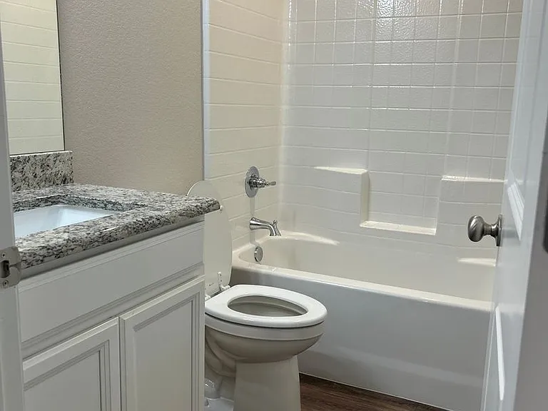 100 Arnold Ave — Photo 18