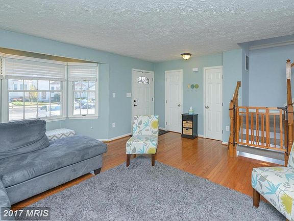 2nd image of 1648 Elkwood Ct