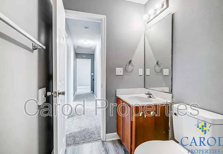 1015 Alston Hill Dr — Photo 34