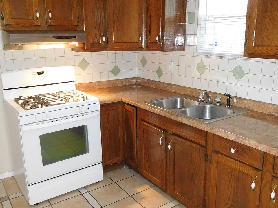 1st image of 506 N Notre Dame Ave