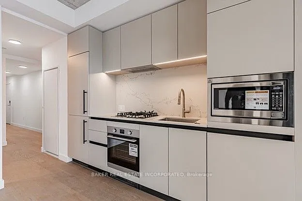 1720 Bayview Ave #207 — Photo 17