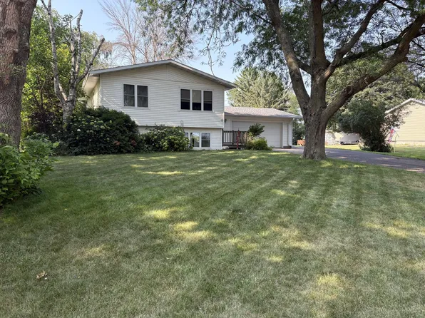 406 Noland Ave, Hayward, MN 56043