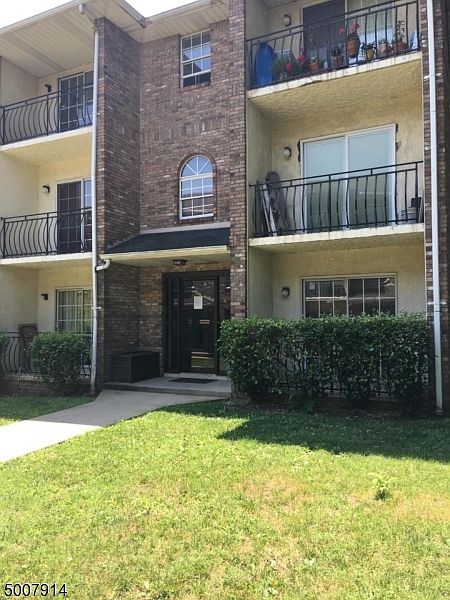 1st image of 786-802 Summer Ave