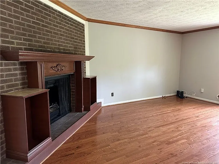 1601 Bluesprings Rd — Photo 10