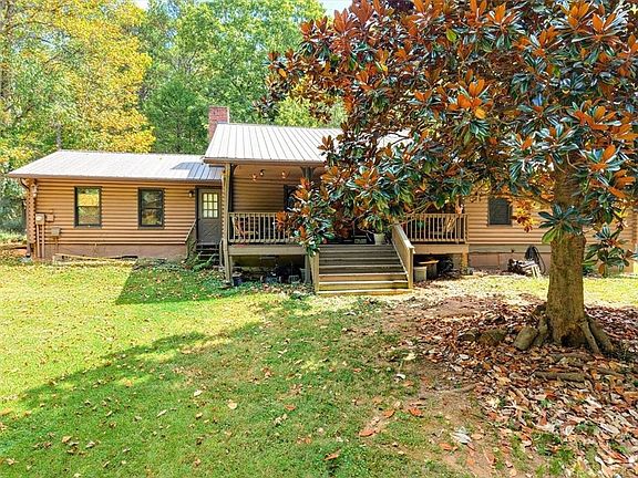 5th image of 39 Holly Dr SE