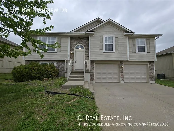 1606 NW High View Dr — Photo 1