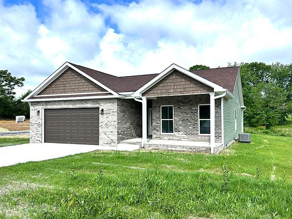 2nd image of 123 Gray Bird Ln