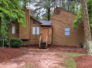 2047 Bascomb Carmel Rd, Woodstock, GA 30189