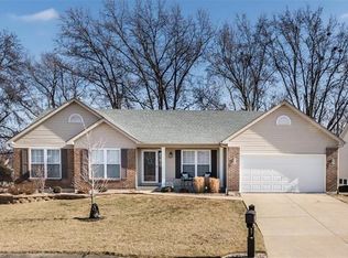 1410 Indian Springs Ct, O'Fallon, MO 63366