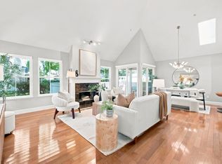 1052 Galley Ln, Foster City, CA 94404