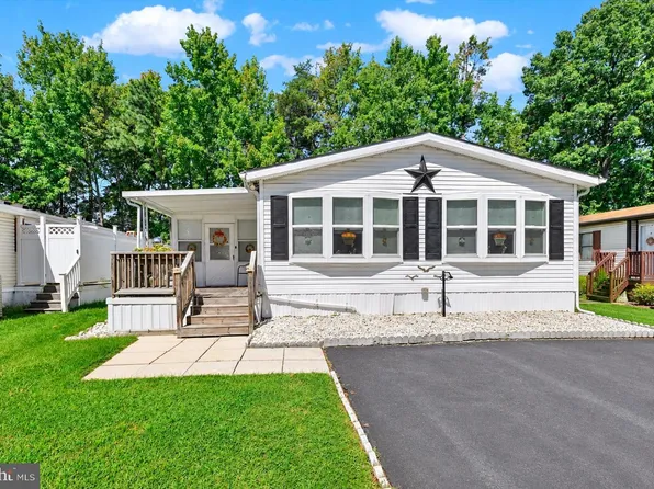 135 Rodeo Cir, Middle River, MD 21220