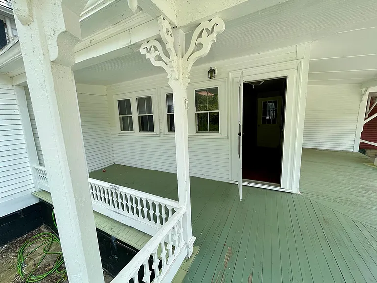 45 Holbrook Ave #6 — Photo 31