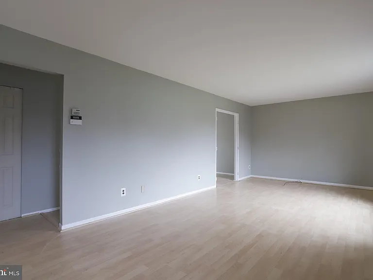 1940 Arrowood Dr — Photo 23
