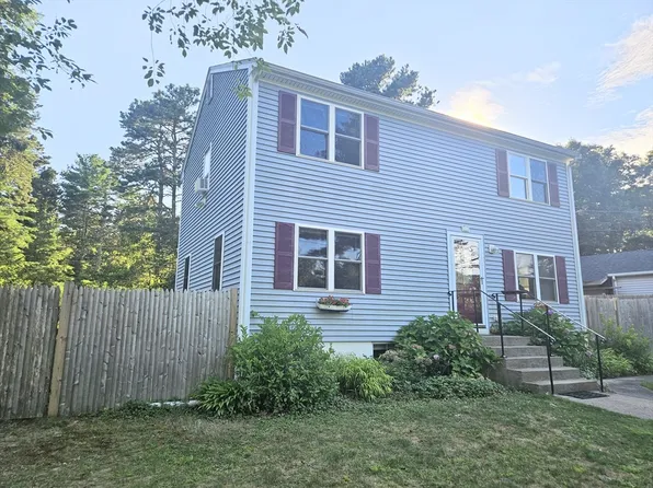 11 Cardinal Ave, Wareham, MA 02571