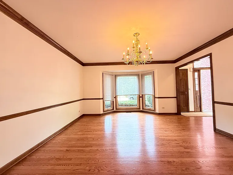 2318 River Woods Dr — Photo 6