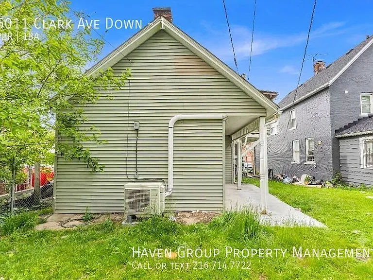 5011 Clark Ave #1 — Photo 14