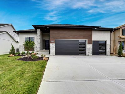 17408 Parkhill St, Overland Park, KS, 66221