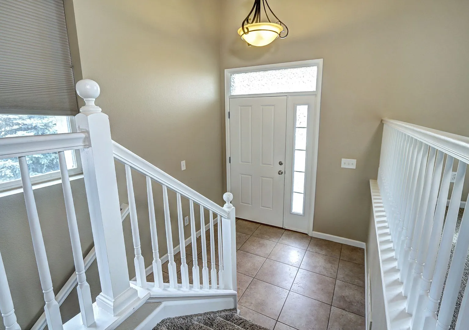 3 bed 3 bath Townhome in Morgans Run Castle Rock! — Photo 3