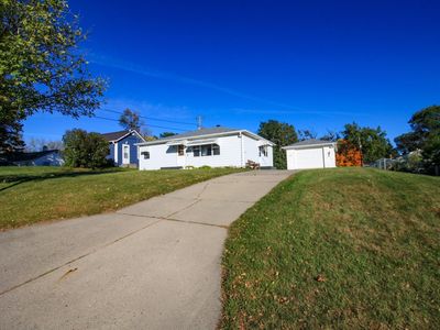 1212 Marien St, Fergus Falls, MN, 56537