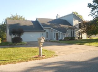 1779 W Colonial Dr, Terre Haute, IN