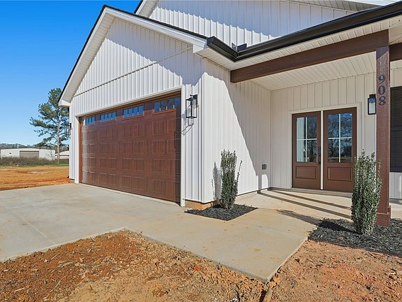 2nd image of 908 Beaverdam Rd