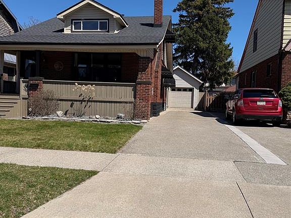 3rd image of 2150 Lincoln Rd