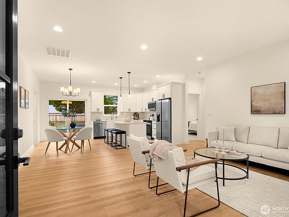 4th image of 3000 W Martin Road