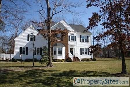 1st image of 11901 Beechwood Forest Dr