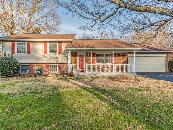 2nd image of 604 Dryden Ln
