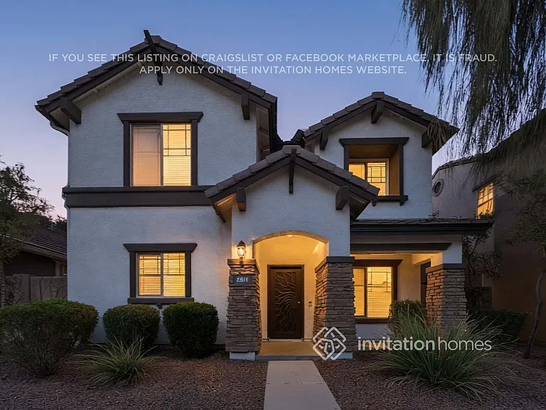 2510 E Vermont Dr — Photo 4