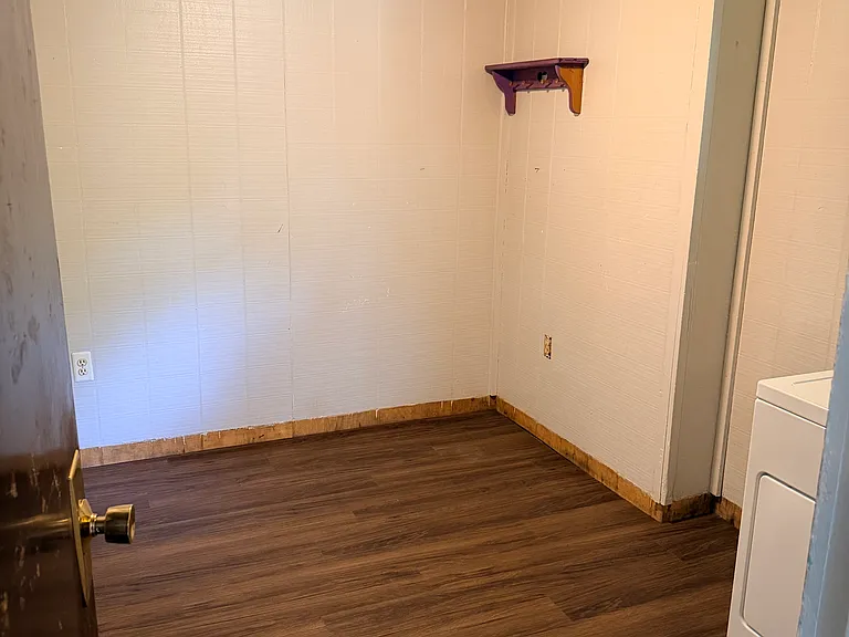 363 Riverside Dr #1 — Photo 7