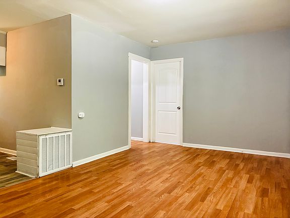 4th image of 516 E Peachtree St