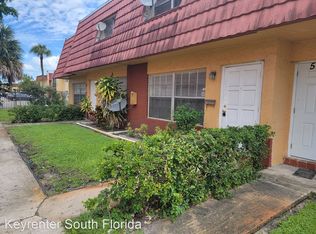 5233 NW 27th St #8B, Fort Lauderdale, FL 33313