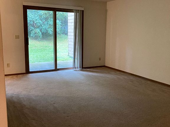 4th image of 3805 Sage Dr APT F
