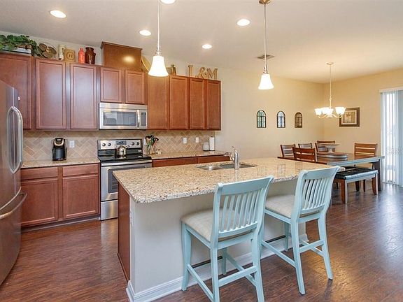 5th image of 2616 River Landing Dr