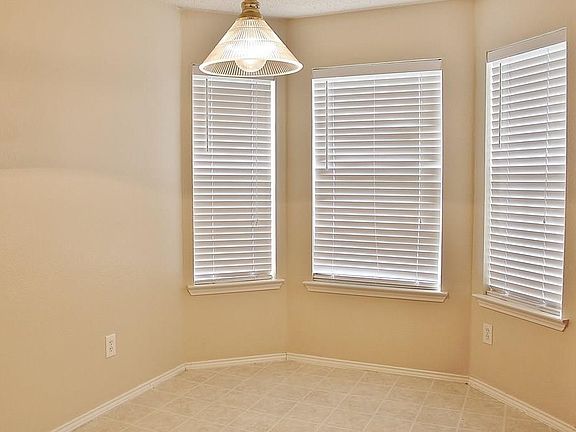 5th image of 750 Cedarwood Dr