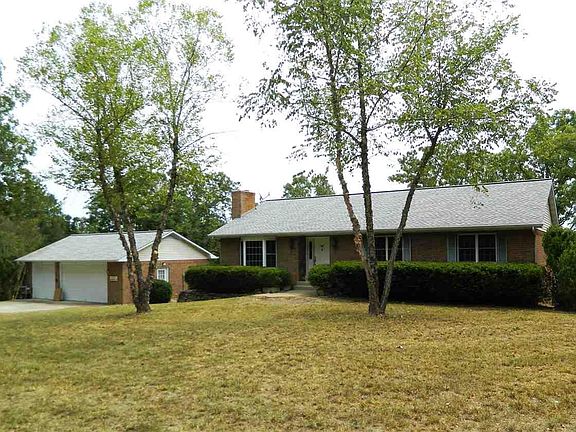3rd image of 247 Kildare Ln