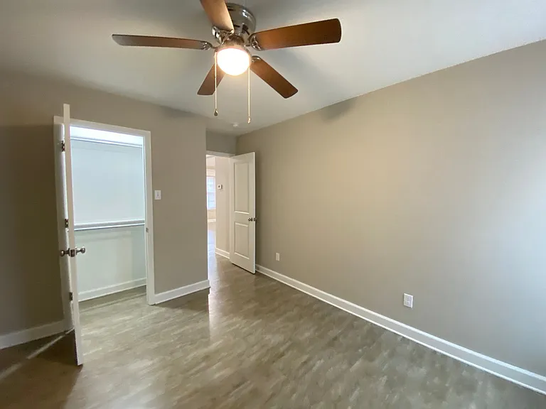 413 Sparrow Rd — Photo 5