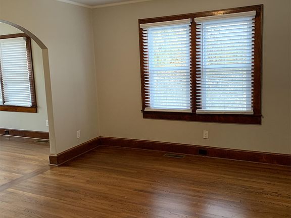 3rd image of 702 5th St