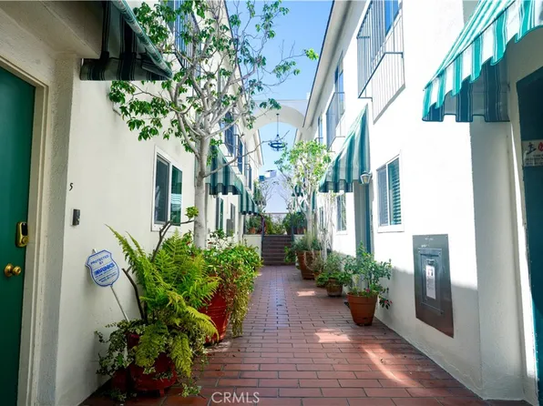 1745 Selby Ave APT 5, Los Angeles, CA 90024