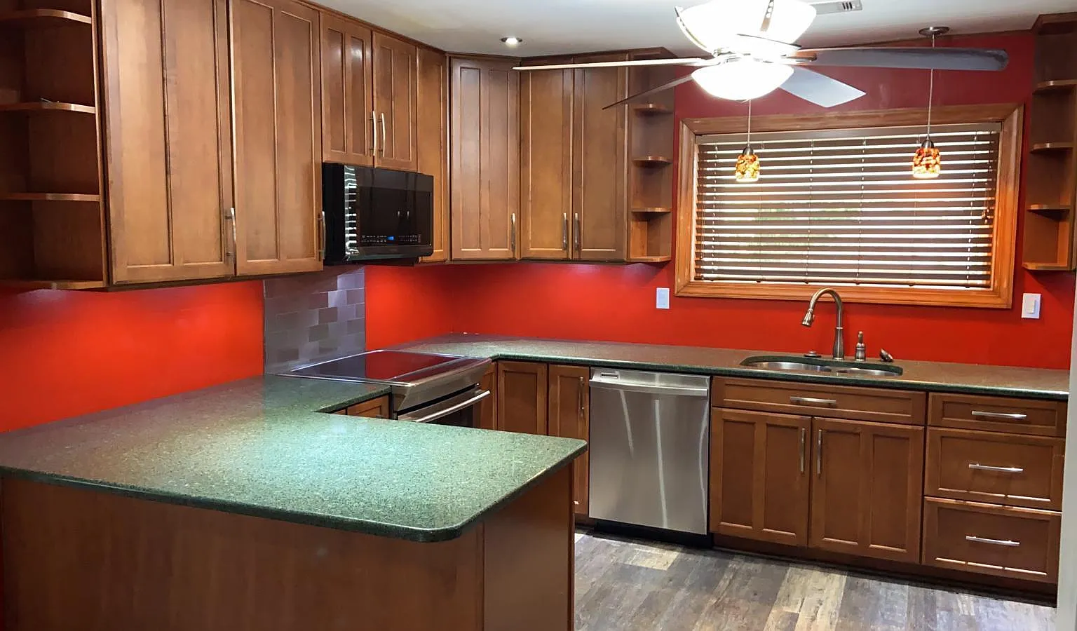 500 Cambertree Way — Photo 3