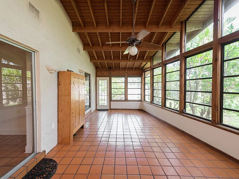508 Poinsetta Blvd — Photo 9