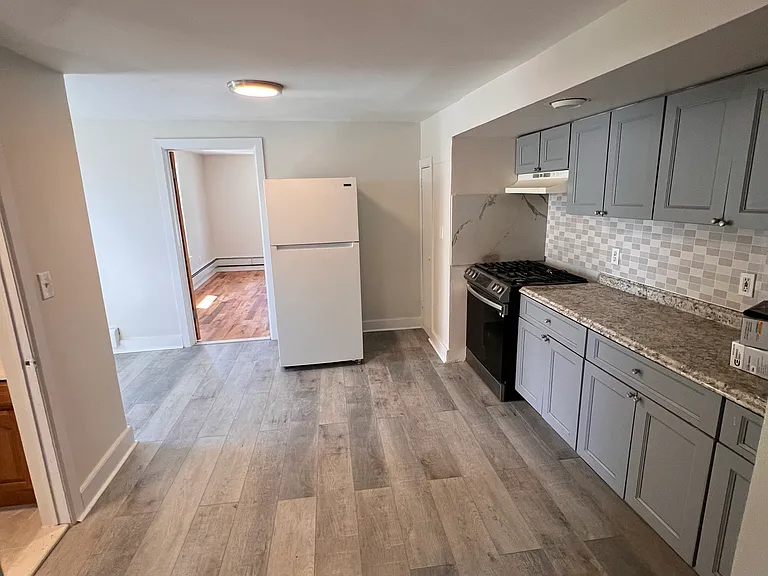 417 Shelton St #2 — Photo 3
