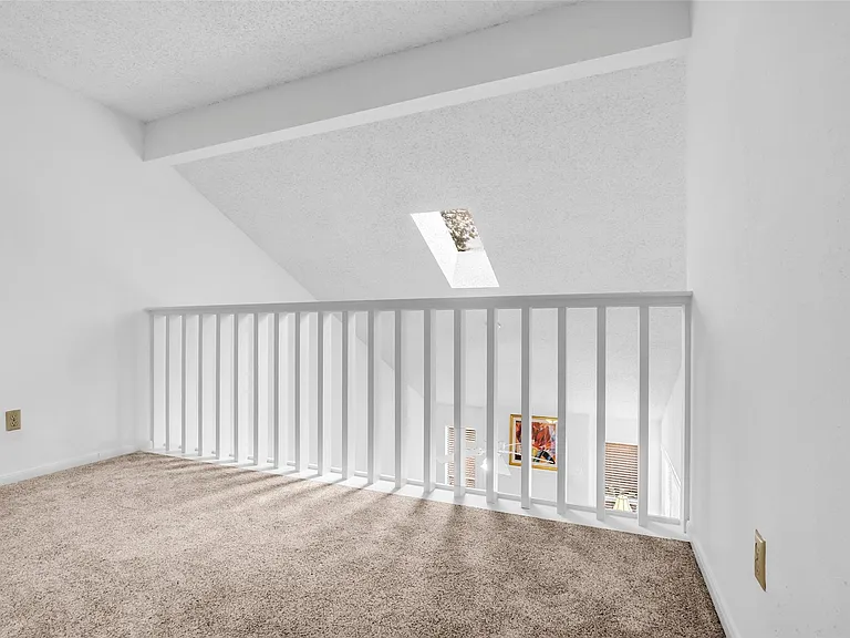 13740 Hollowgreen Dr #605 — Photo 18
