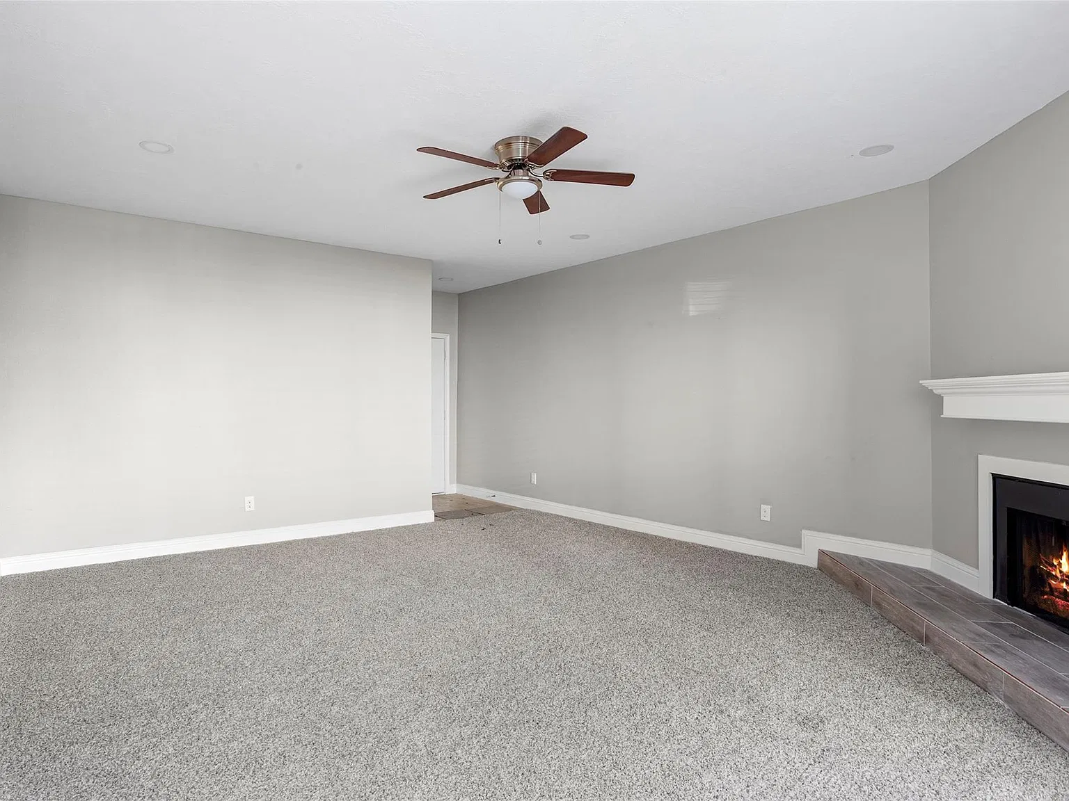 1 bed, 1.0 bath, 836 sqft, $1,000 — Photo 3