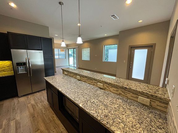 5th image of 1512 Forest Trl APT 201