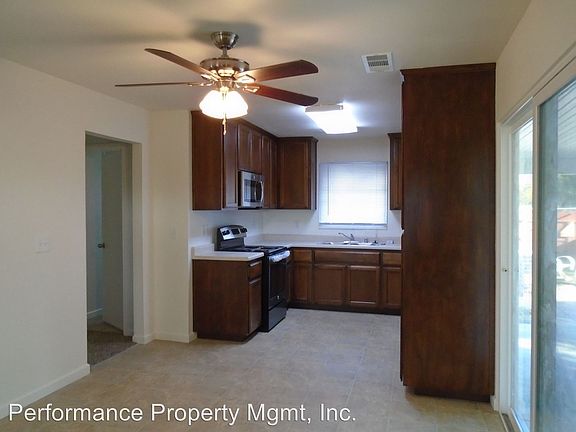4th image of 3920 N Manor Ave