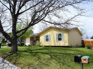 1586 S Helena Cir, Aurora, CO 80017