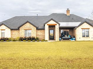 1046 Comanche Rd, New Home, TX 79381