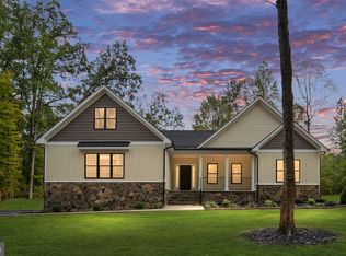 904 Rainbow Rdg, Bumpass, VA 23024